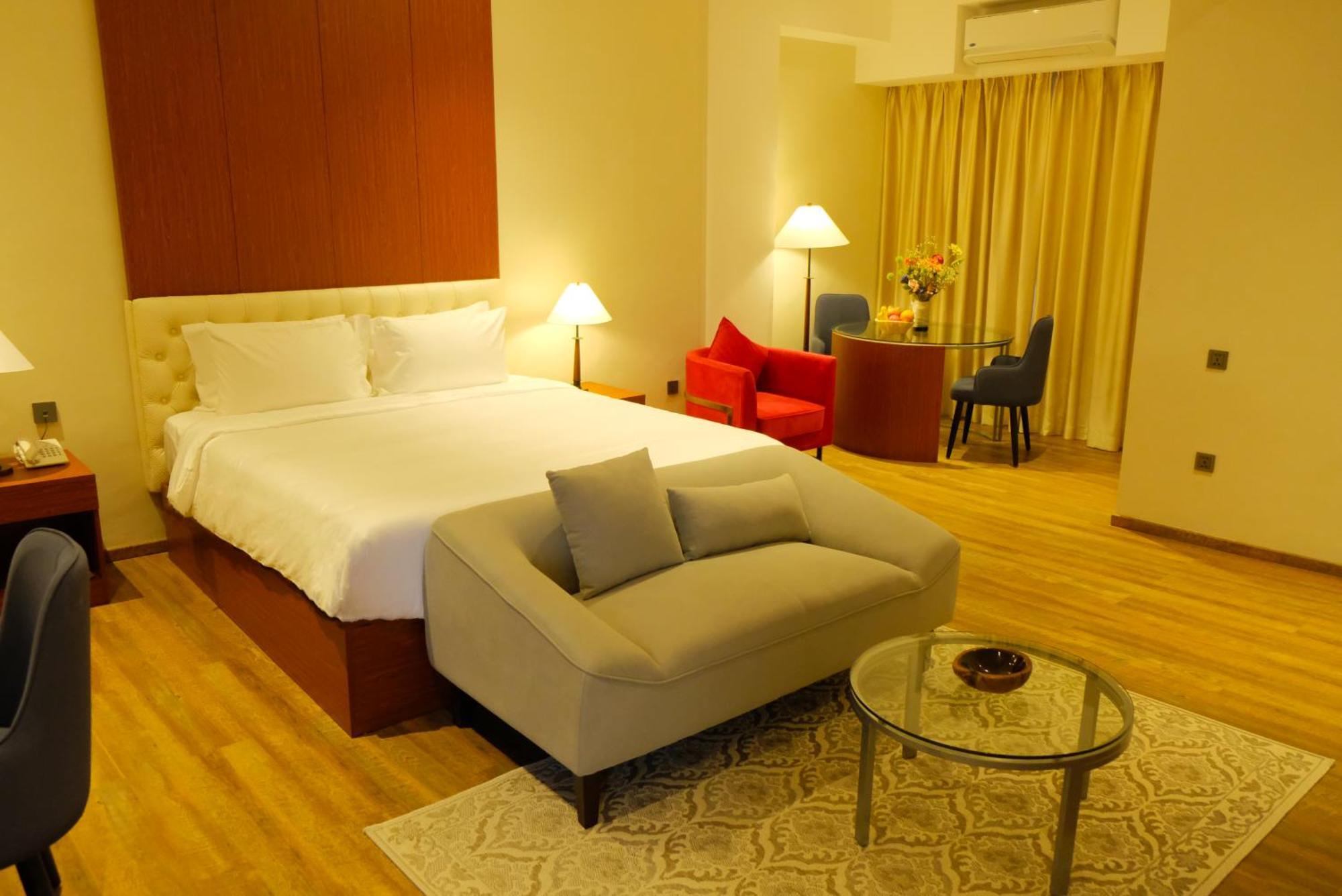 Villa Isabel Hotel Sorsogon Экстерьер фото