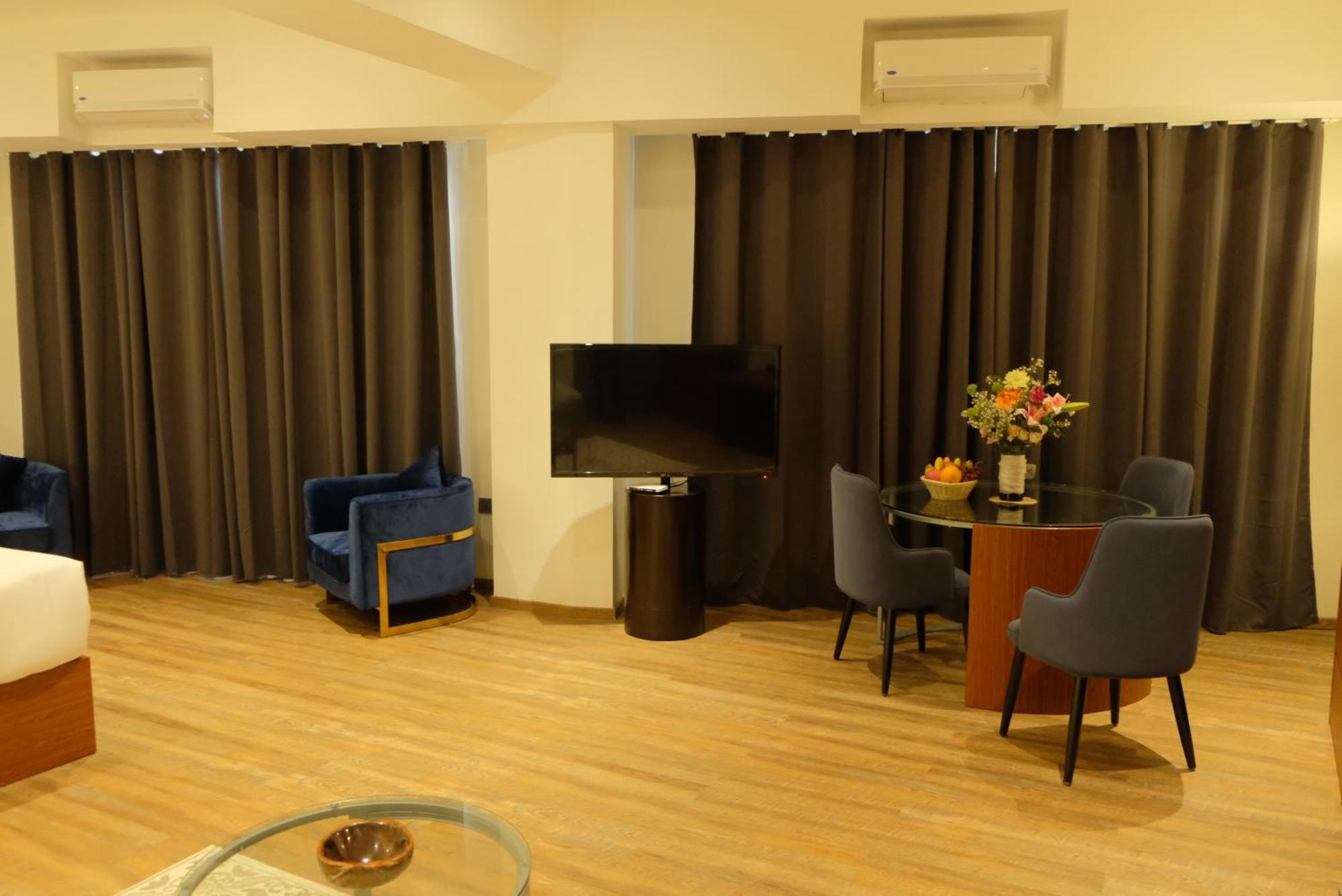 Villa Isabel Hotel Sorsogon Экстерьер фото