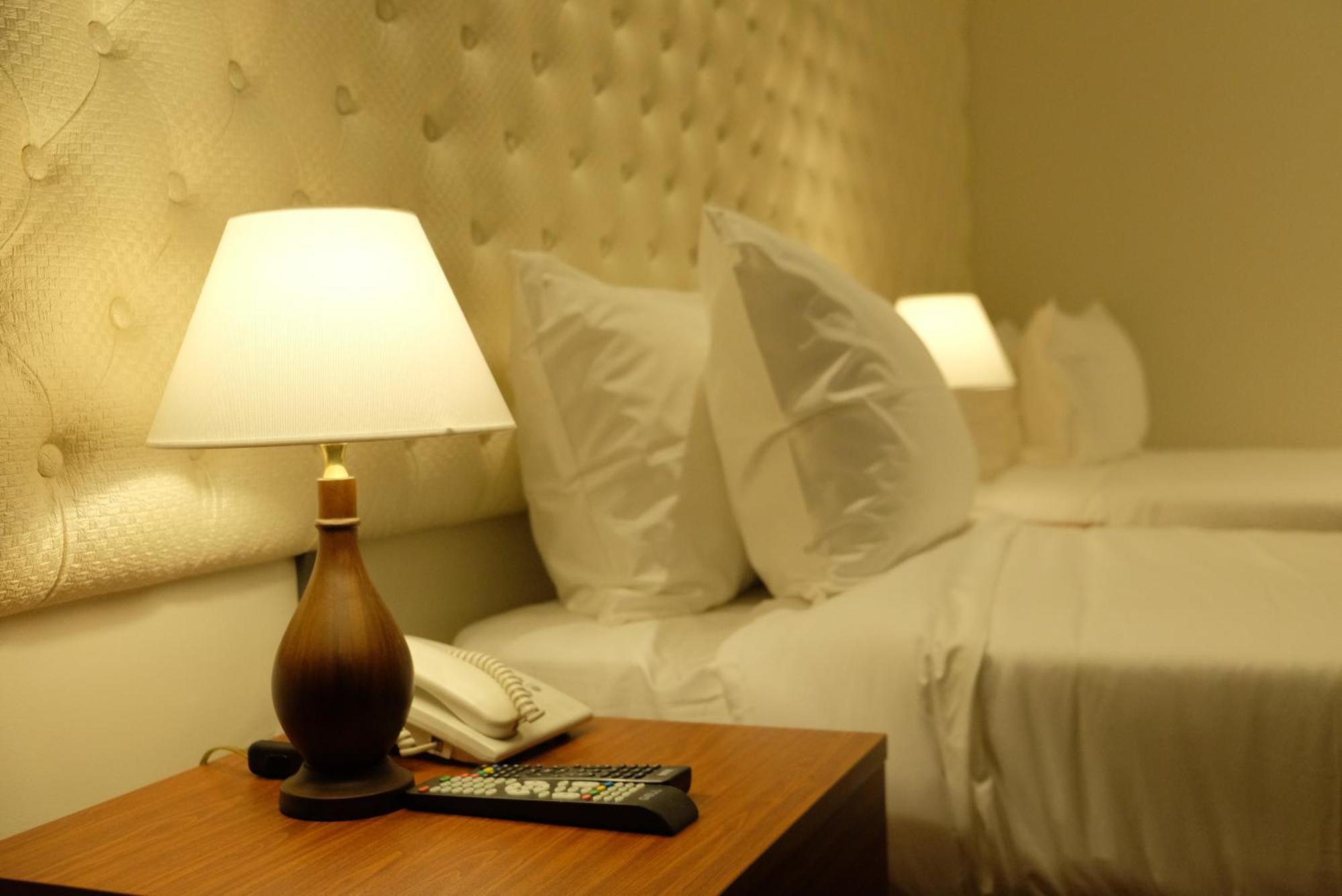 Villa Isabel Hotel Sorsogon Экстерьер фото